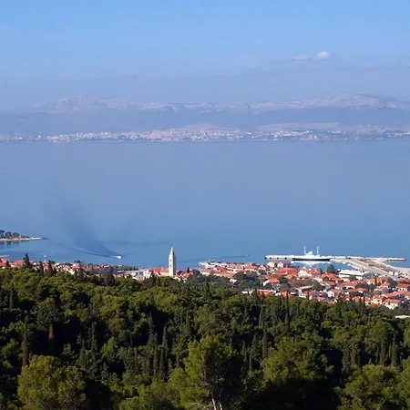 Appartement With A Parking Space Supetar, Brac - 7536 Supetar